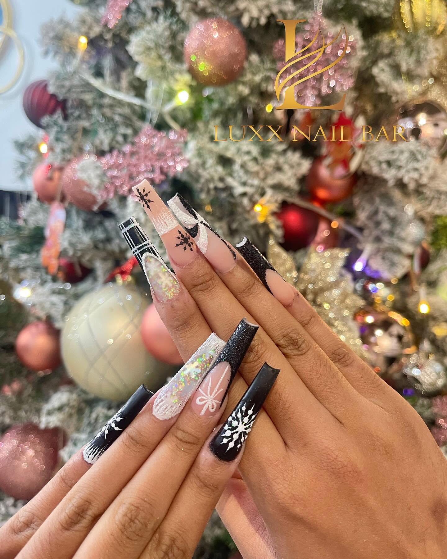 Midnight Snowflake · Holiday