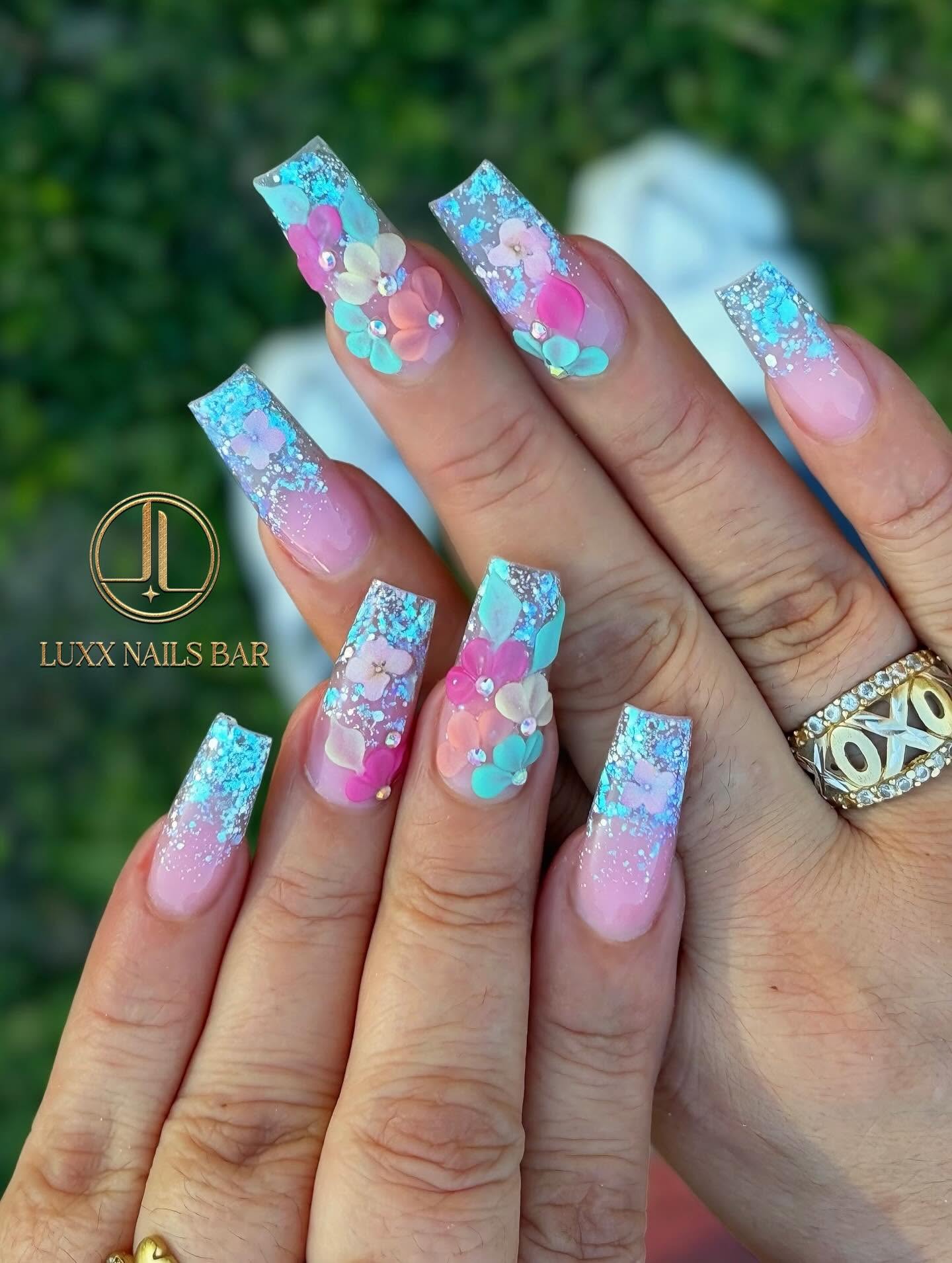 Aqua Bloom · Glitter Ombre